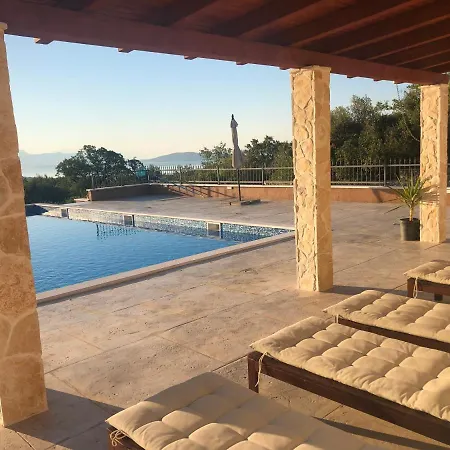 5 Bedroom Between Split And Trogir Βίλα